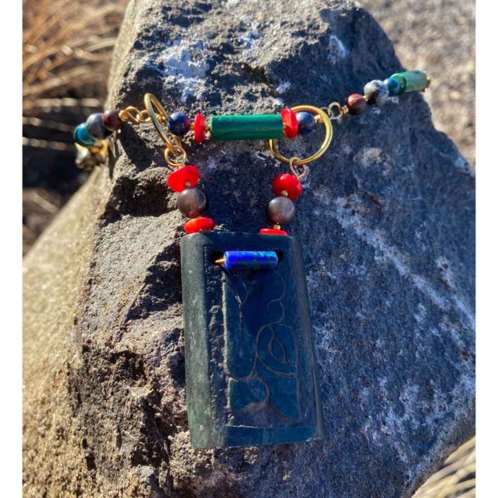Indigenous Made Ritual necklace - Picture 4 of 6